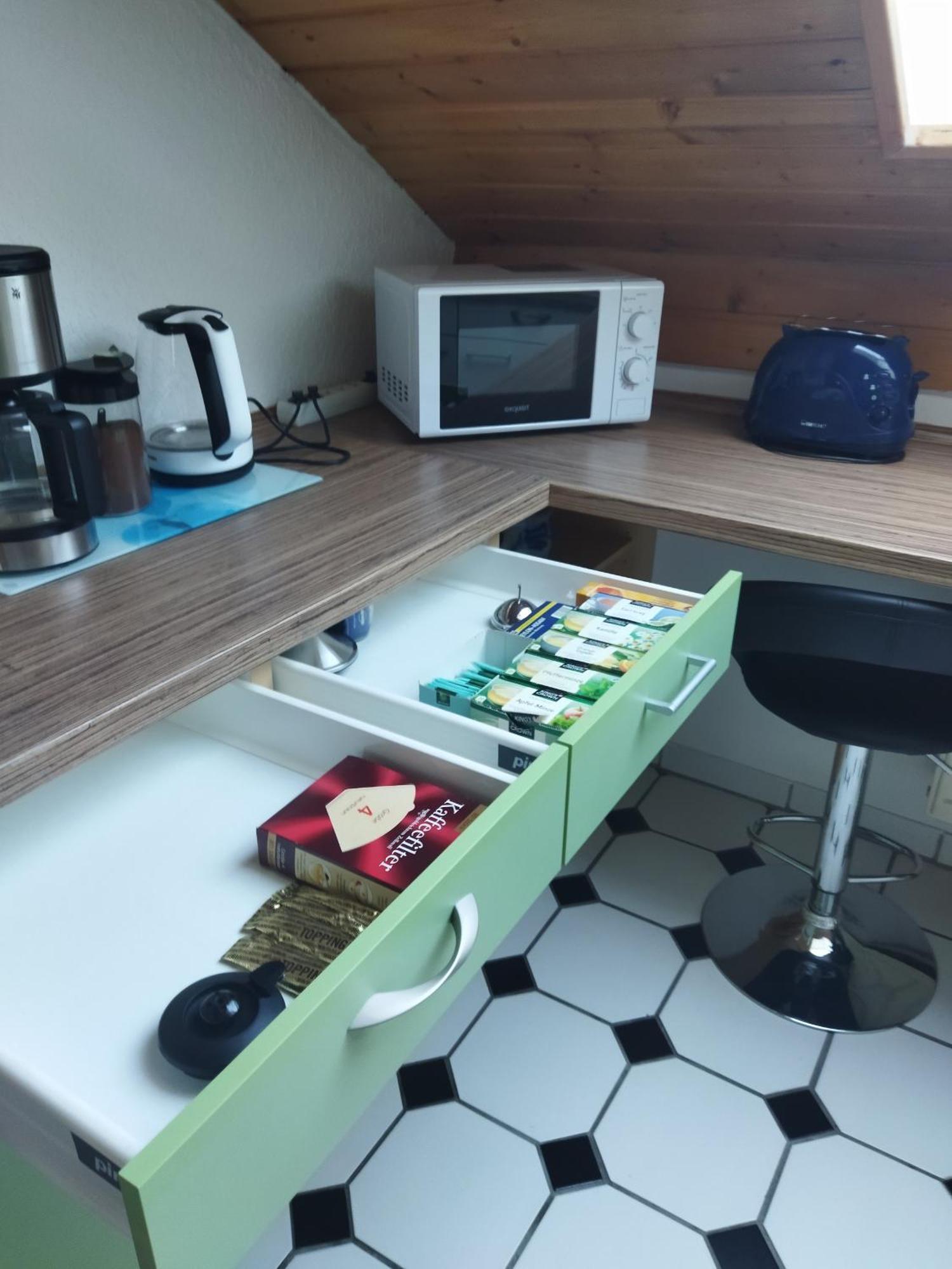 Aussergewoehnliche Atelierferienwohnung Mit Balkon An Der Donau Winzer Esterno foto