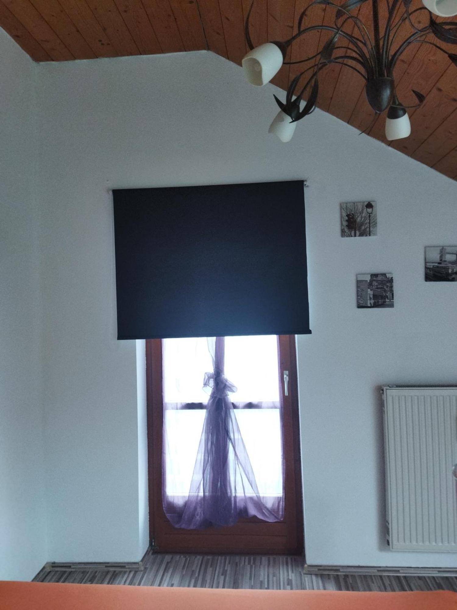 Aussergewoehnliche Atelierferienwohnung Mit Balkon An Der Donau Winzer Esterno foto